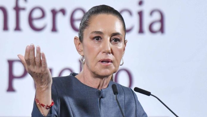 Exponen ante la presidenta Sheinbaum, presunta red de estafa de venta de plazas de la SEP, con operación en Veracruz