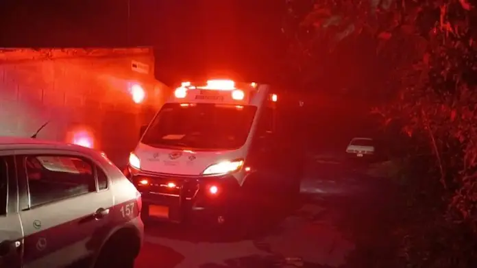 Muere mujer tras ser baleada