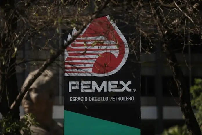 Asaltan plataforma de Pemex en Campeche; se interpone denuncia ante la FGR