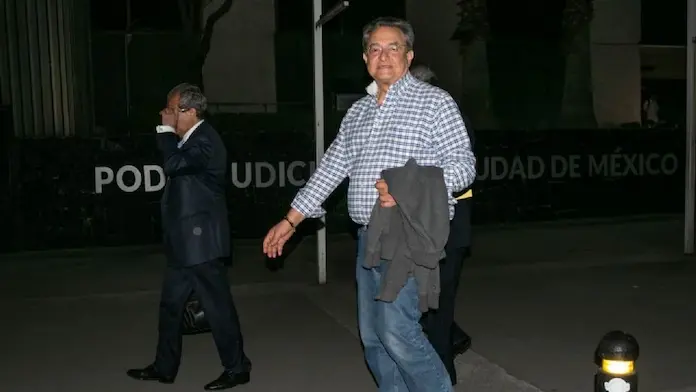 INE alerta que hubo bloqueo de autoridades federales en la investigación que hicieron contra Pío López Obrador por el dinero de los sobres amarillos