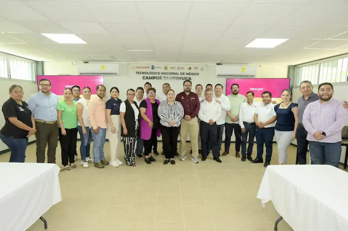 Cumplen SEV y Sefiplan a la base trabajadora del Tecnológico de Tantoyuca
