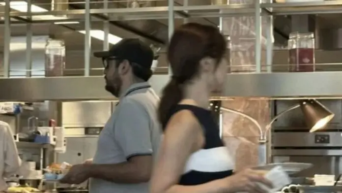 Andy pagó más de 177 mil pesos durante su estancia en Japón; utilizó 47 mil pesos en una cena