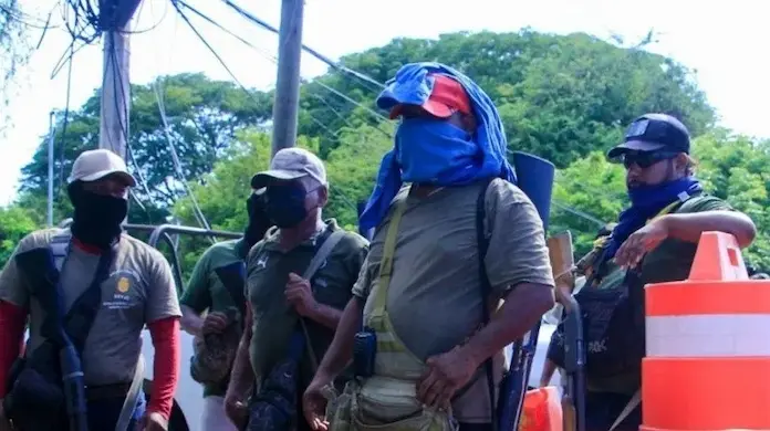 Mult1hom1cidio en Ayutla: @sesinan a ocho policías comunitarios de Guerrero