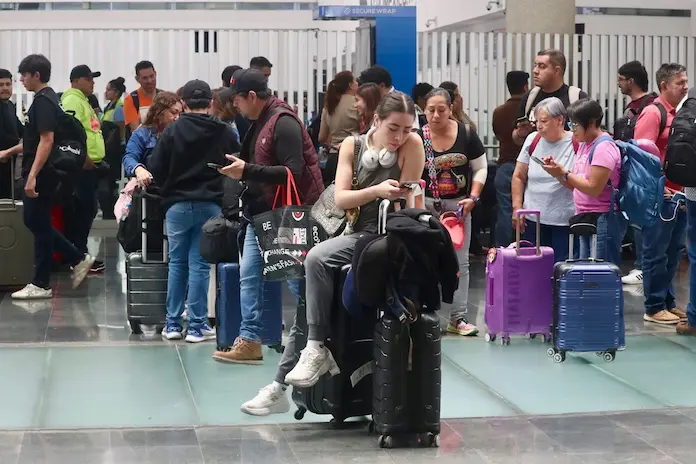 Suspenden vuelos en el AICM por segunda ocasión debido a lluvias