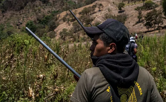 Suman 13 policías comunitarios muertos en Ayutla por emboscada