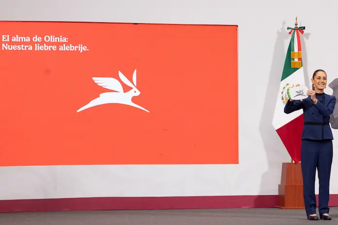 Presentan logo y símbolo de auto eléctrico mexicano Olinia; en esta fecha saldrían los primeros