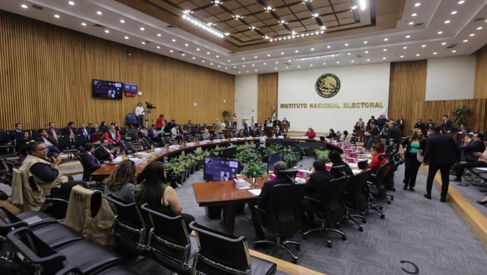 Las multas millonarias del INE a partidos de Veracruz por irregularidades en campaña