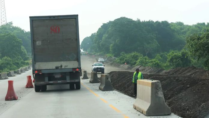 Comité Estatal de Antorcha exige a la SIOP concluir tres proyectos carreteros en Veracruz