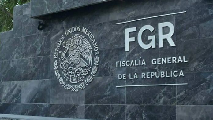 Destituyen la FGR a su contralor por presuntos actos de corrupción