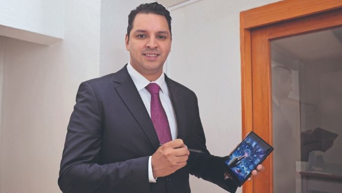 A una semana de rendir protesta como ministro de la Corte, Arístides Guerrero se lesiona en aparatoso accidente automovilístico