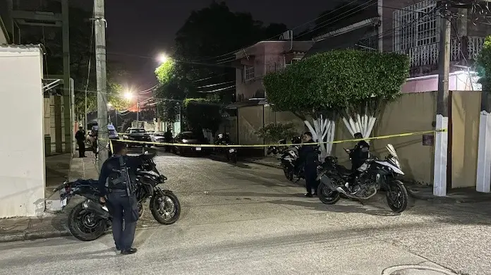 Atacan a balazos una vivienda