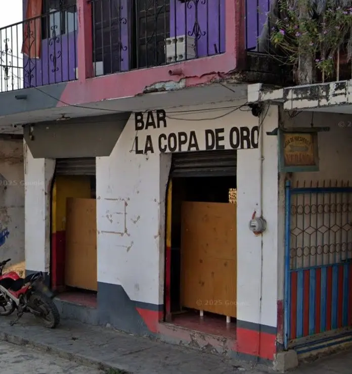 Ataque a bar de Cerro Azul cobra la vida de una mujer