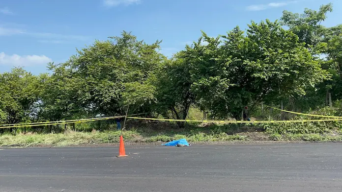 Muere obrero tras ser arrollado por tractocamión en la carretera Aguilera – Las Flores
