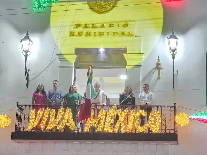 ¡Así se vivió el tradicional Grito de Independencia en Catemaco!