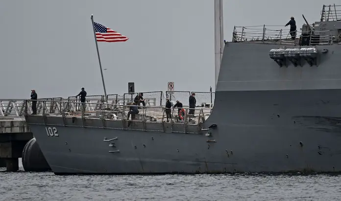 Dos cazas de Venezuela sobrevolaron buque de EU: Washington
