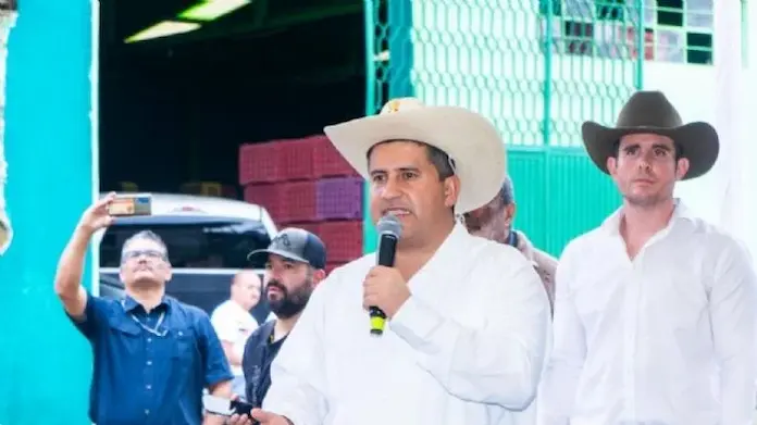 Cancelan fiestas patrias cuatro municipios de Michoacán por amenazas del crimen organizado