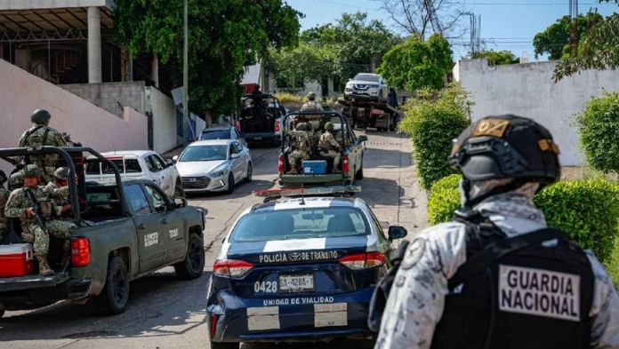 Detienen en Sinaloa a presunto integrante de «Los Chapitos» tras enfrentamiento armado; reportan que sería «El LV»
