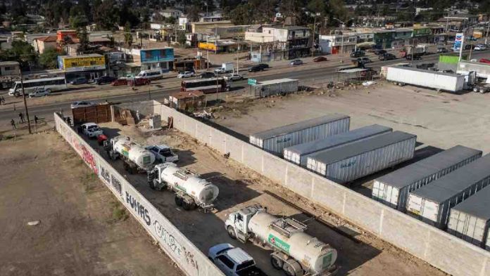 Ecocarburante, acusada de huachicol fiscal, obtuvo permiso de comercialización a cinco días del inicio del gobierno de AMLO