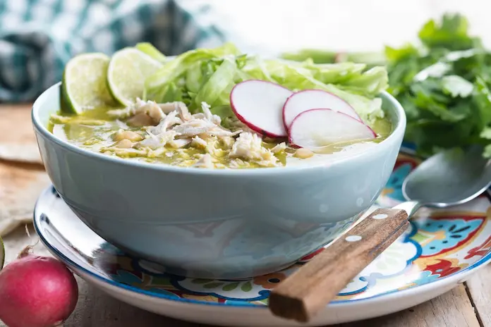 Recomienda IMSS Veracruz Norte consumir pozole en porciones adecuadas durante festejos patrios