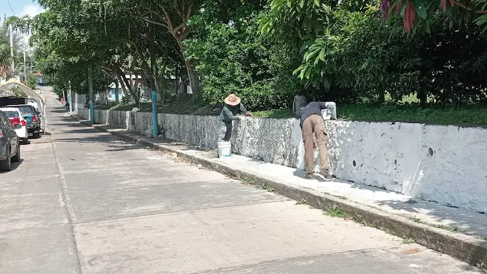 Continúan los trabajos de acondicionamiento en el Campo Deportivo Primero de Mayo por el Festival Internacional del Globo de Papel 2025
