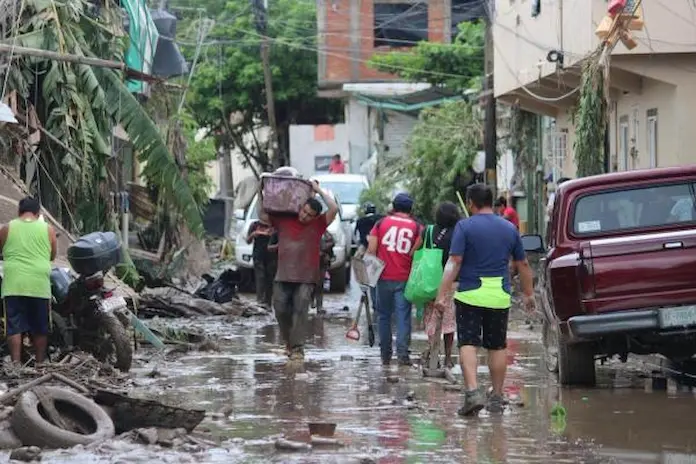 Van 66 muertos por las fuertes lluvias en cinco estados