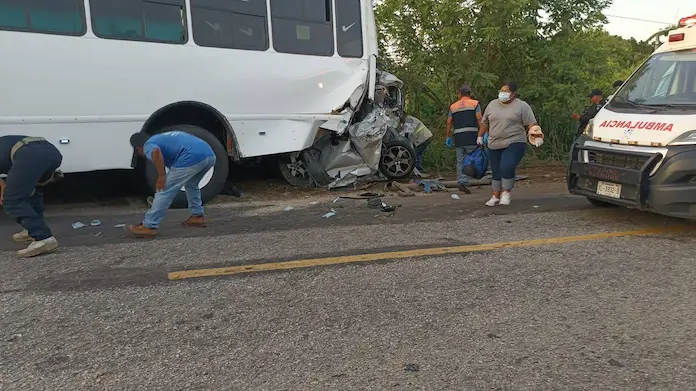 Dos muertos y 5 heridos en fatal choque en la carretera Oteapan–Jáltipan