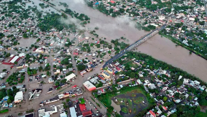 Sube a 29 muertos y 18 desapariciones por inundaciones en Veracruz; estas eran las víctimas