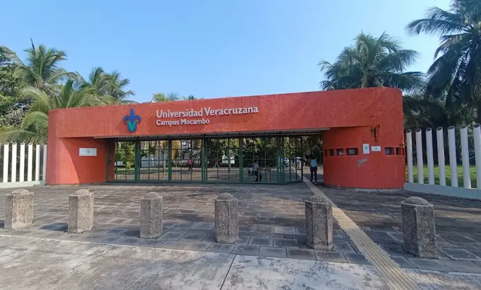 UV región Veracruz suspende actividades este miércoles debido al paso del frente frío 11