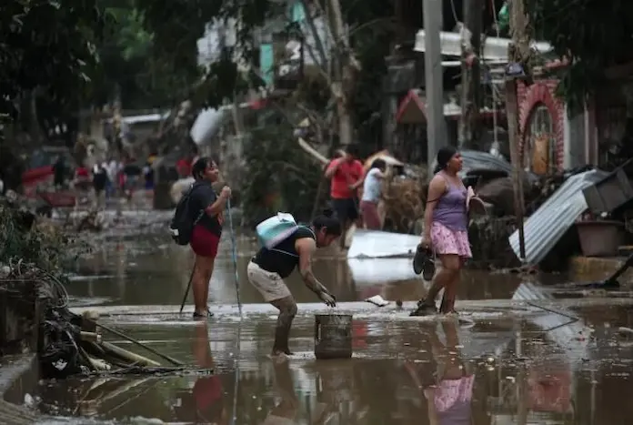 Van 70 muertos y 72 desaparecidos por las lluvias en cinco estados