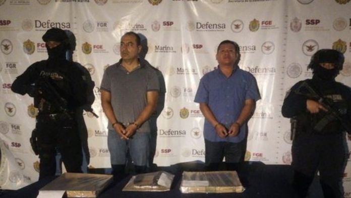 Detienen a escoltas del senador Yunes Márquez en Veracruz