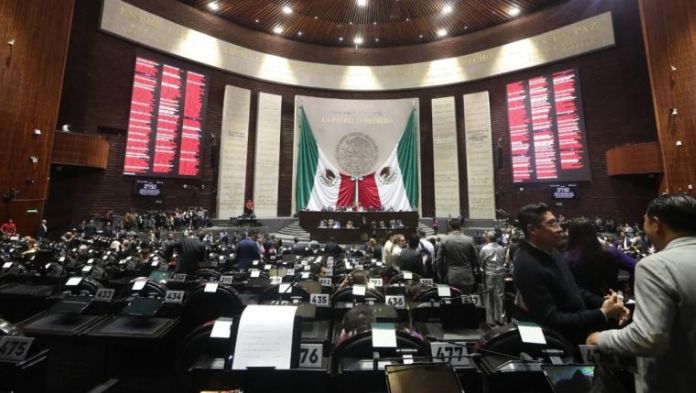 Van contra evasores de impuestos: Morena propone que no puedan ser candidatos ni funcionarios