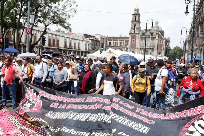 Anuncia la CNTE dos paros nacional; insiste en que se derogue la Ley del Issste