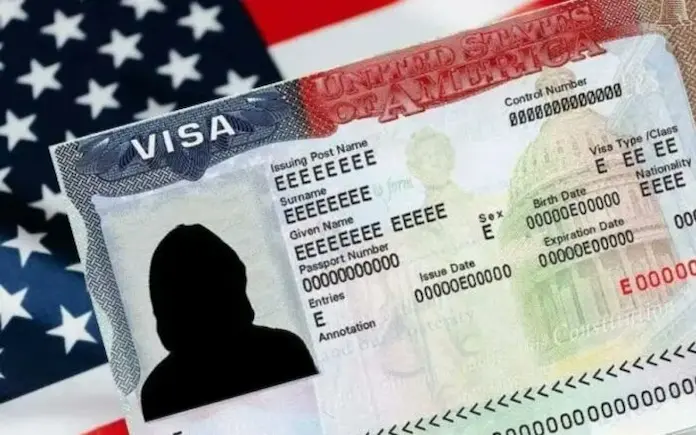 EU revoca visas a más de 50 políticos mexicanos, según la agencia Reuters