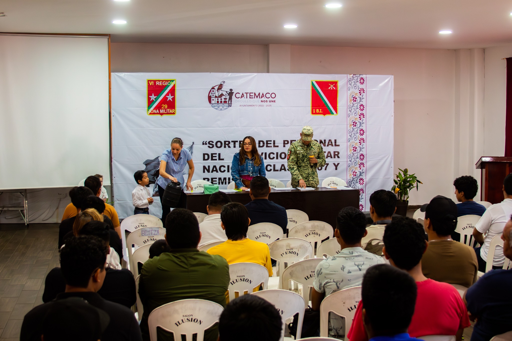 Realizan en Catemaco Sorteo del Personal del Servicio Militar Nacional Clase 2007 y Remisos