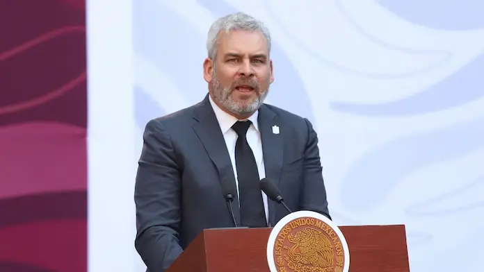 Bedolla afirma que Carlos Manzo dejó a Uruapan en quiebra técnica