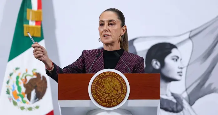 Inicia día 10 entrega de segundo apoyo a afectados en Veracruz y cuatro entidades más: Sheinbaum