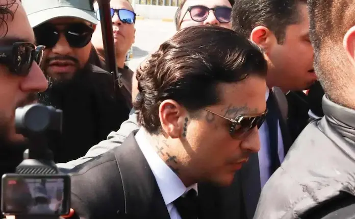 Christian Nodal no es vinculado a proceso por presunta falsificación en el caso con Universal Music