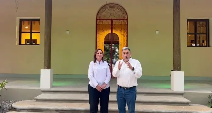 Gobierno federal dona terrenos del ferrocarril a familias de Coatzacoalcos