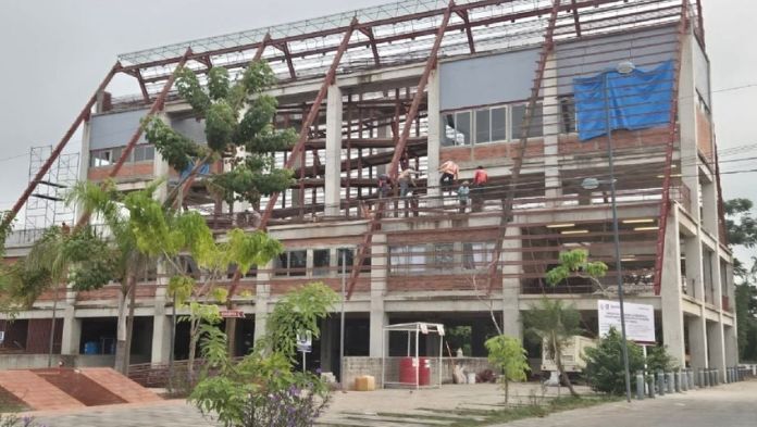 Más dinero a una obra inservible del gobierno de AMLO: Tabasco gastará 15 mdp en un edificio defectuoso construido por la Sedatu