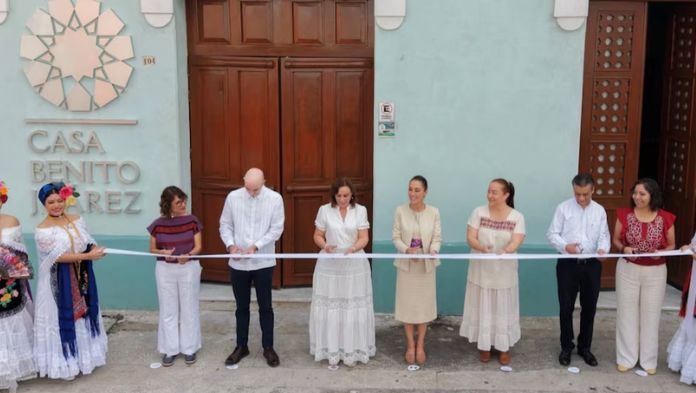 Presidenta inaugura la Casa Benito Juárez en el Centro Histórico de Veracruz