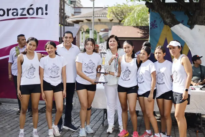 Éxito Rotundo en la 75ª Edición de la Tradicional Carrera del 20 de Noviembre en San Andrés Tuxtla