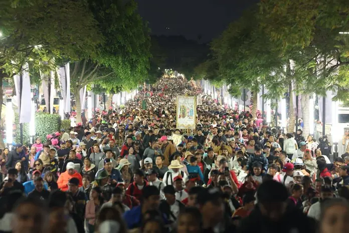 Millones de fieles desbordan fe en la Basílica de Guadalupe