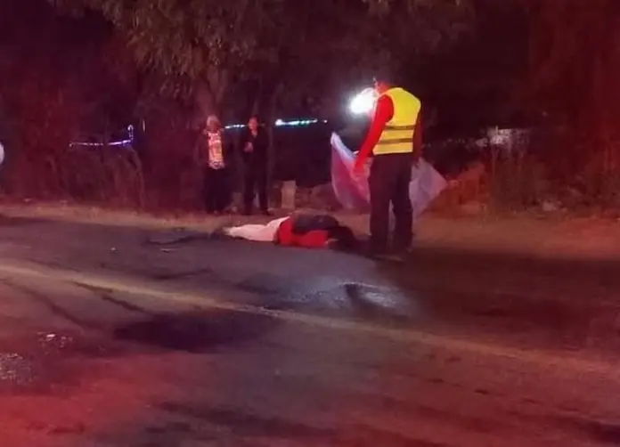 Asesinan a joven tras ataque a balazos en Omealca