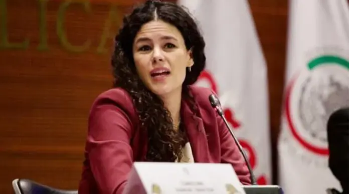 Morena va contra Ley Esposa: alista acción de inconstitucionalidad