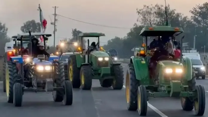 Agricultores retoman los bloqueos en 7 estados, ahora por la Ley de Aguas