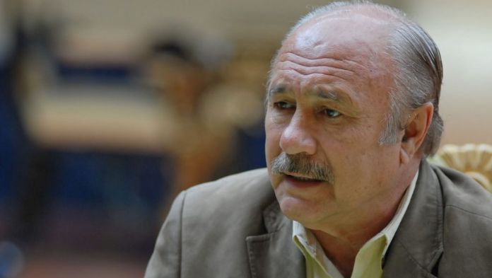 Fallece Enrique Levet Gorozpe, líder del Fesapauv de la UV