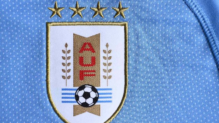 FIFA ordena a la Selección de Uruguay quitar estrellas de su uniforme para el Mundial 2026