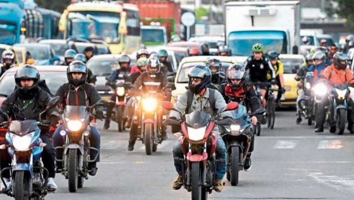 ¿Aún no tienes placas nuevas de tu motocicleta? Esto te interesa