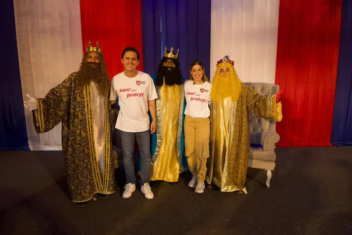 Entre risas, juegos y sorpresas se celebró en San Andrés Tuxtla el «Día de Reyes»