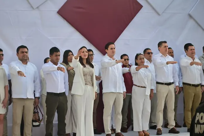 Primer acto cívico del año y de la actual administración de San Andrés Tuxtla